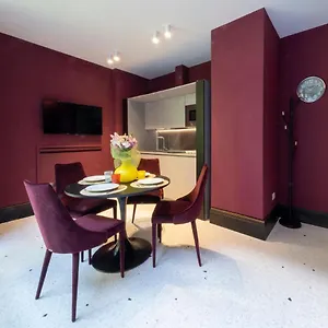residence-poli-venezia.hotelinveneto.com/