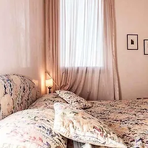 Very In Historical 1600 Palace With Lift A Few Min Walk From San Marco Square , Venedig Italien